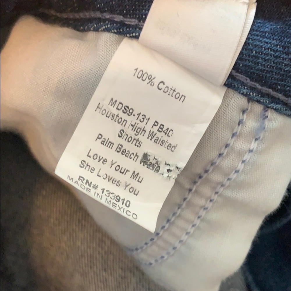 NWT Show Me Your Mumu Houston Jean Shorts Size 32 - Picture 5 of 10